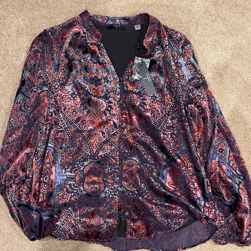 Women's Paisley Velvet Top